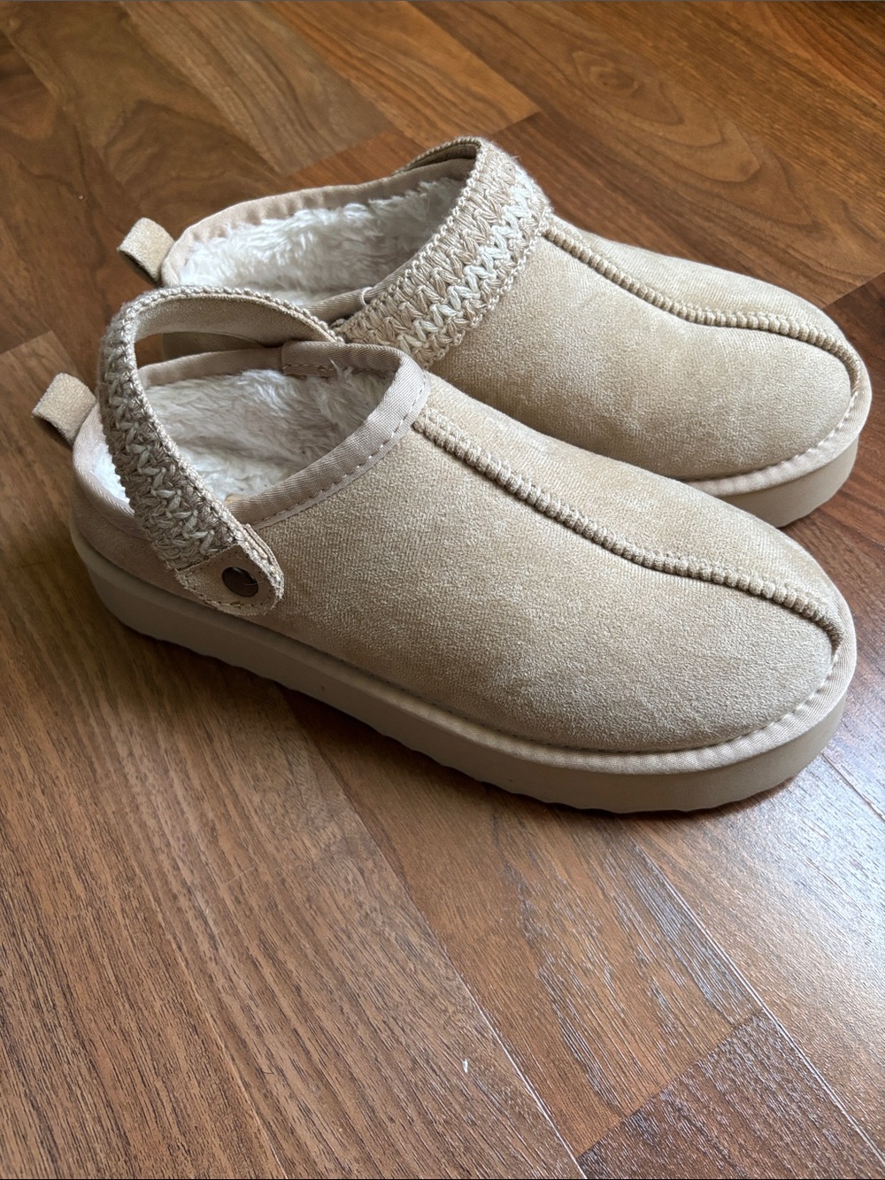 Women’s Cozy Faux-Shearling Mules in Beige
